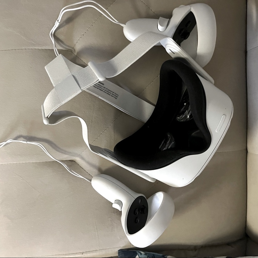 New Oculus/Meta Quest 2 128gb